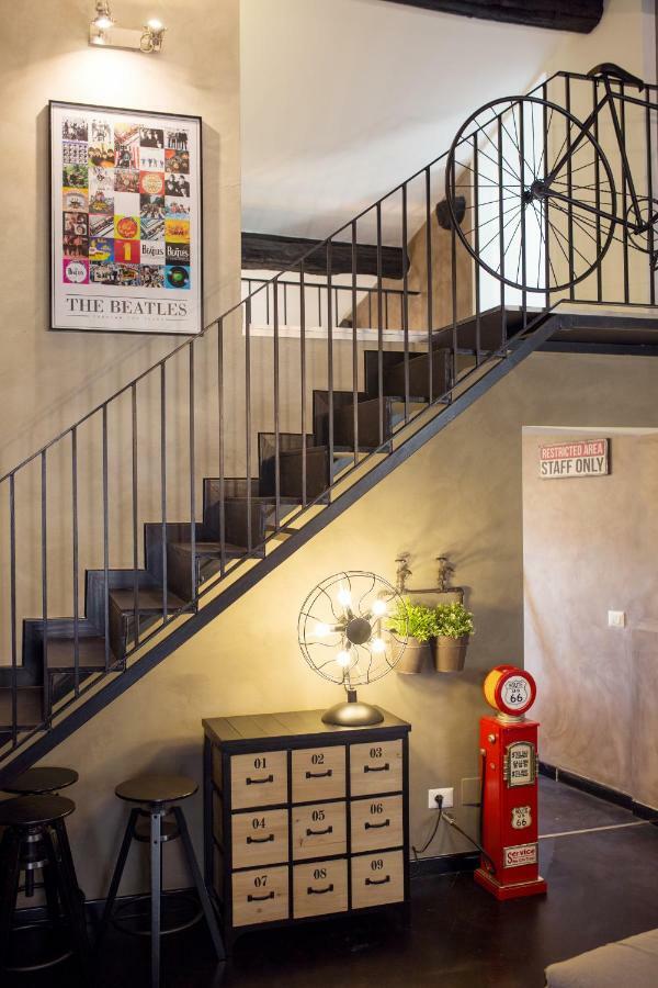 Industrial Apartment Near Duomo Мілан Екстер'єр фото