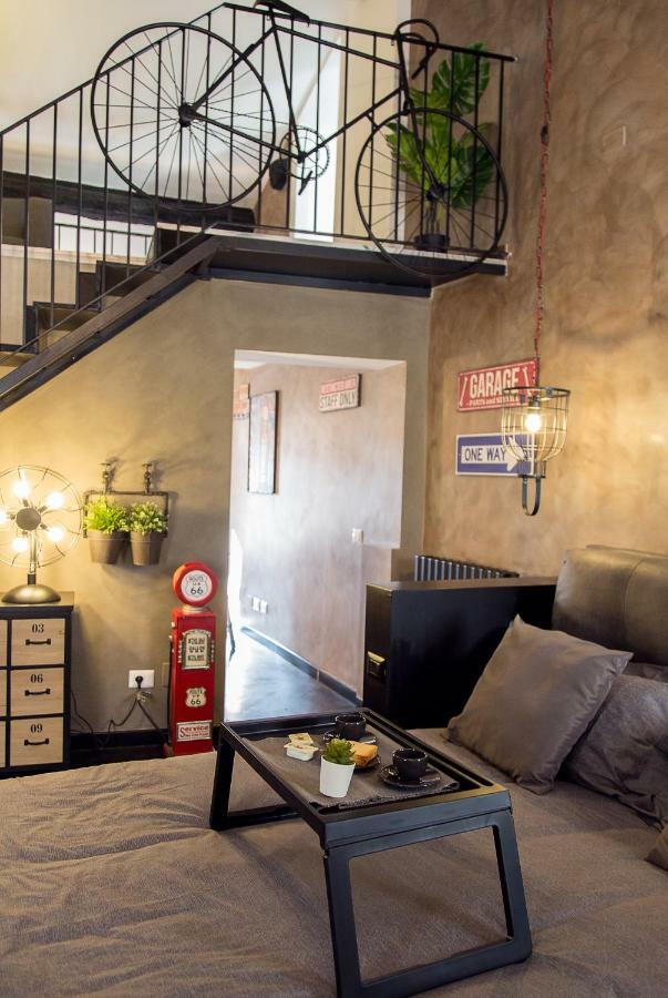 Industrial Apartment Near Duomo Мілан Екстер'єр фото